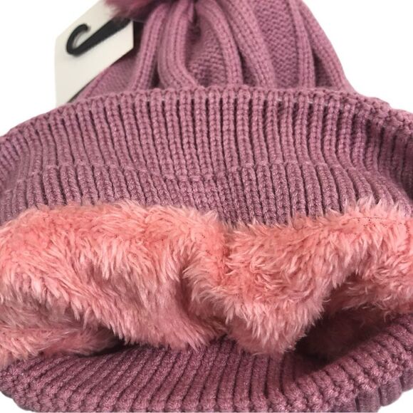 Pink Mauve Cable Knit Sherpa Pom Pom Winter Beanie - Picture 6 of 9